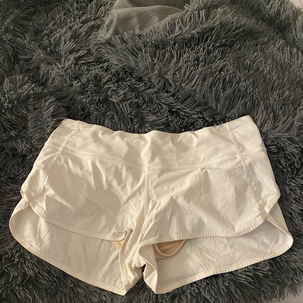 White lulu shorts
